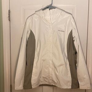 Columbia Women's White and Gray Ski Jacket